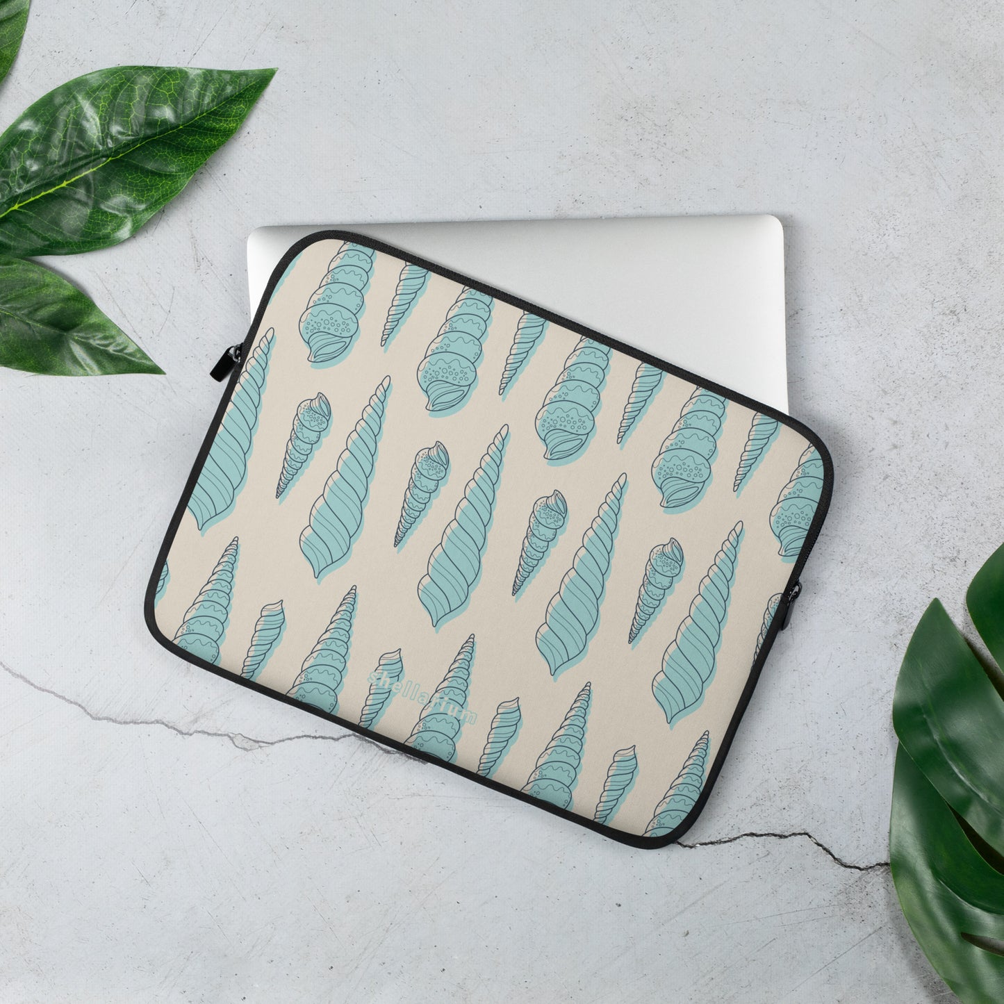 Conch Concerto Laptop Sleeve    Shellarium.