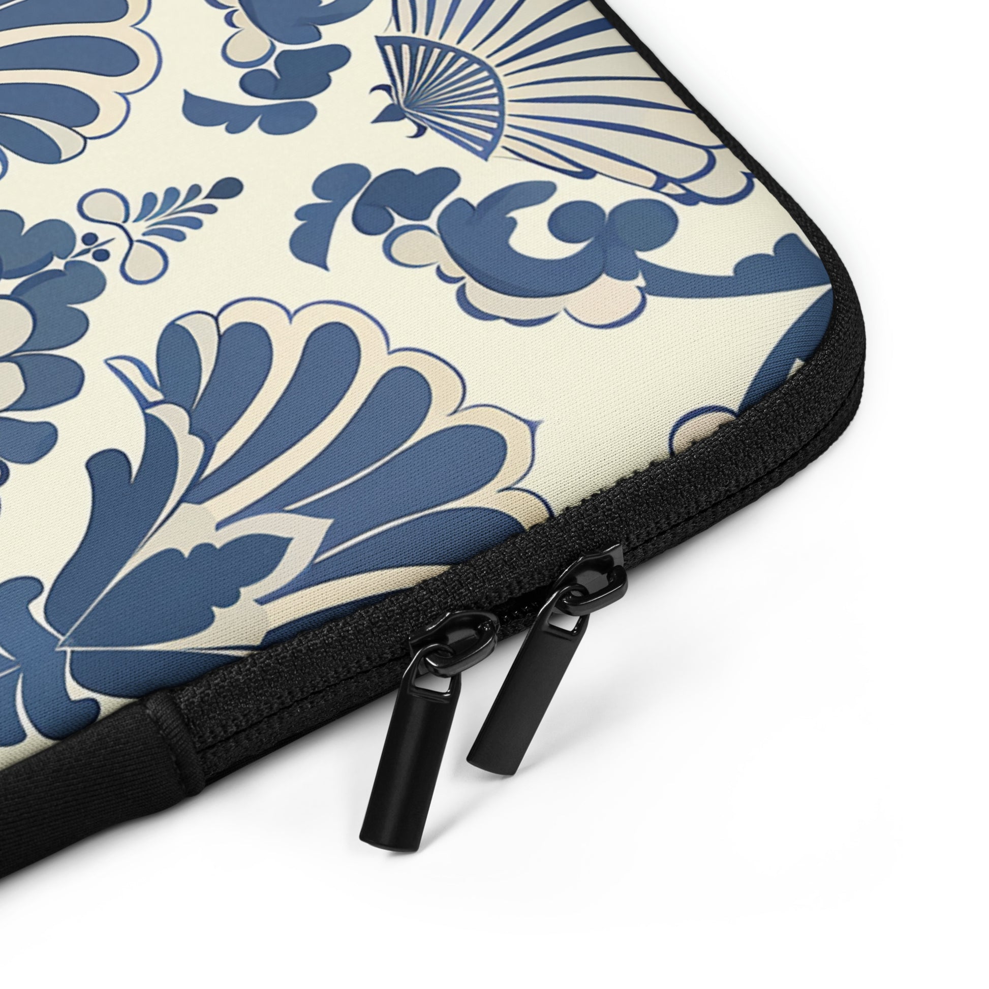 Nautical Damask Laptop Sleeve    Shellarium.