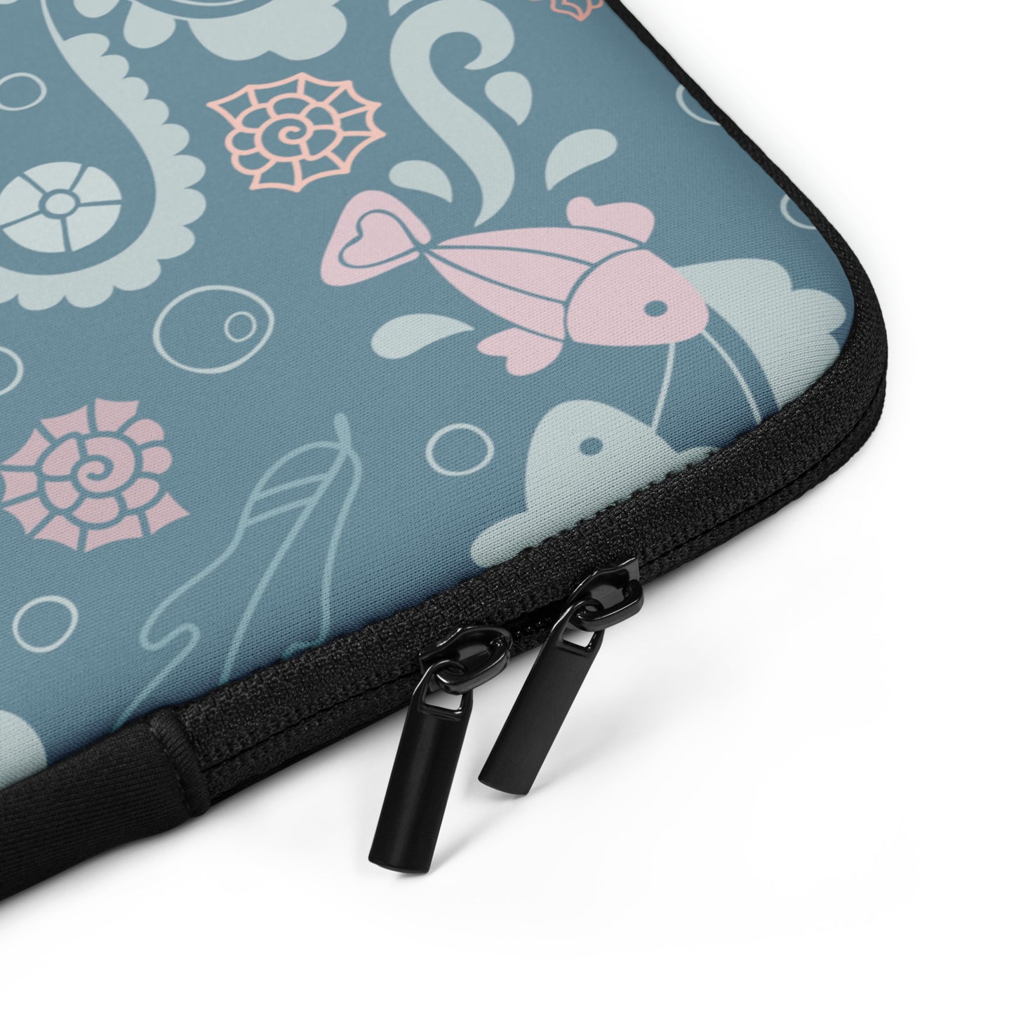 Sea Breeze Laptop Sleeve    Shellarium.